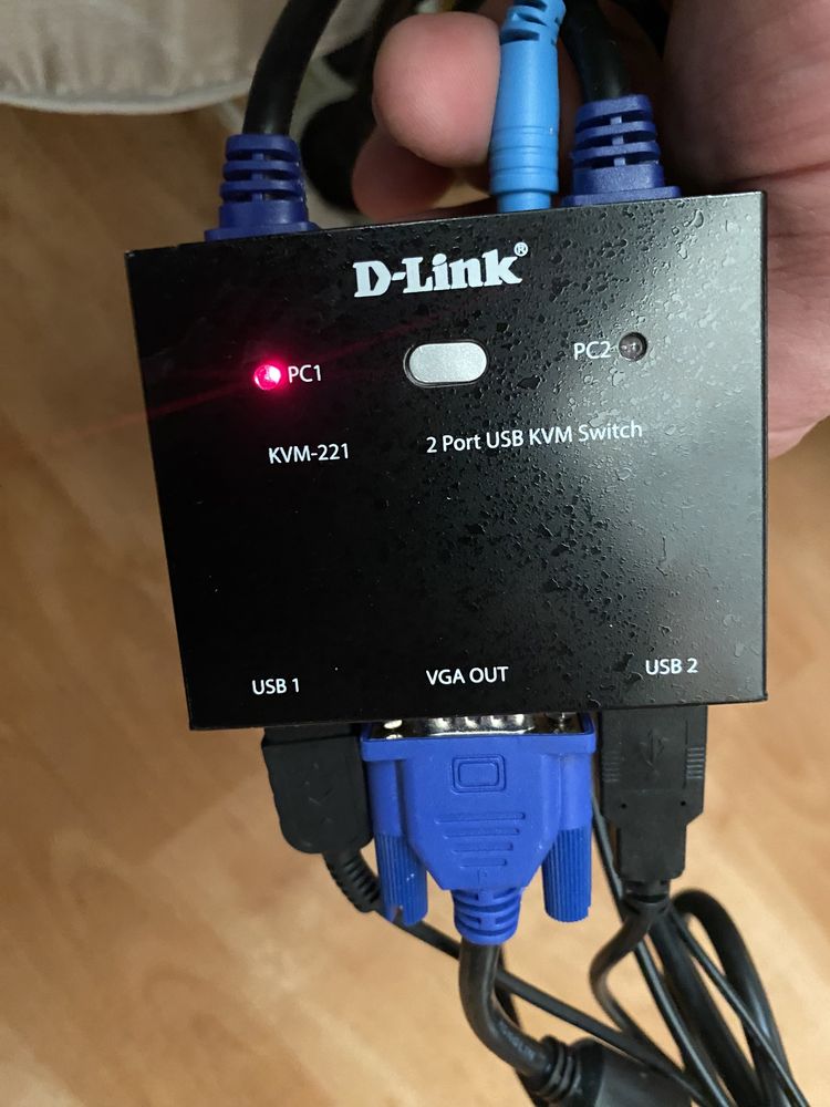 Продам новый KVM переключатель D Link