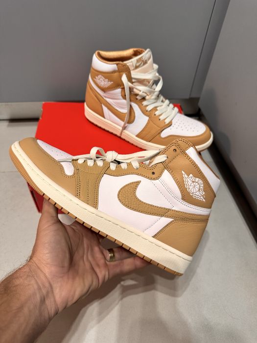 Air Jordan 1 Retro High OG Praline