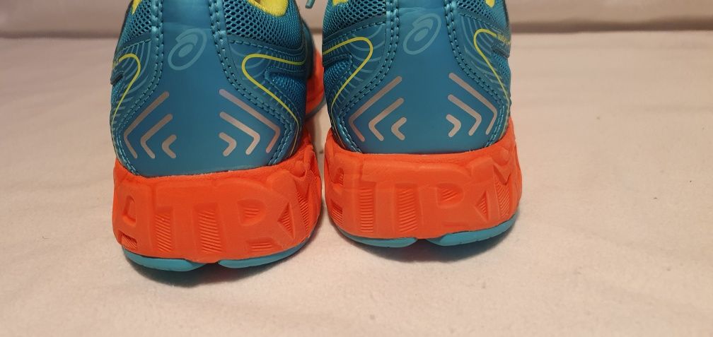 Adidași Asics NOOSA triton GS mar37,5