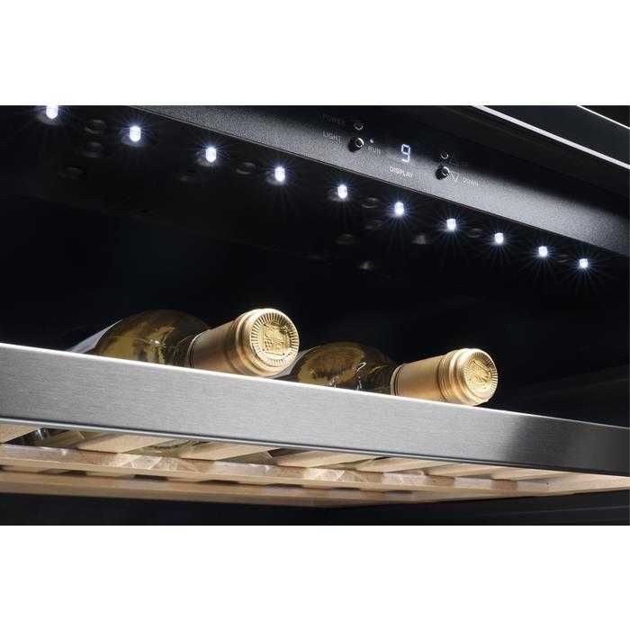 Vitrina racitor de vinuri incorporabil Electrolux 46 sticle NOU! LUX!