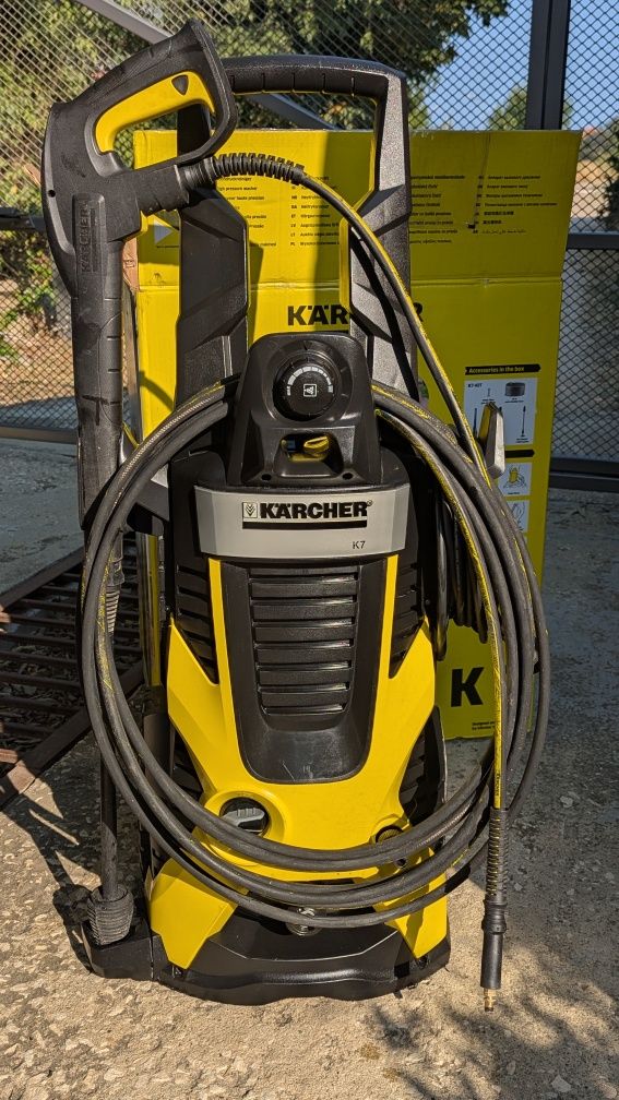 Продавам водоструйка Karcher K7.
