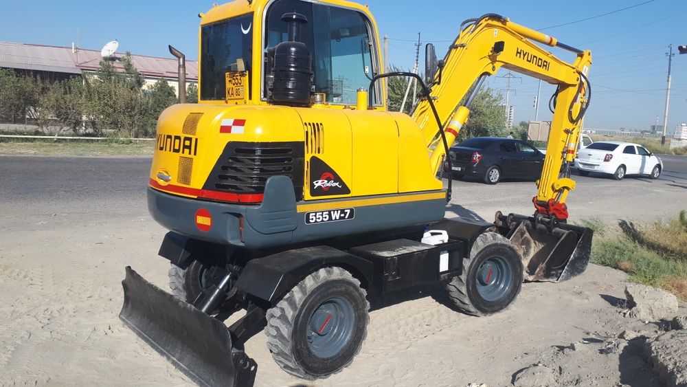 мини экскаватор хундай 555 w сотилади