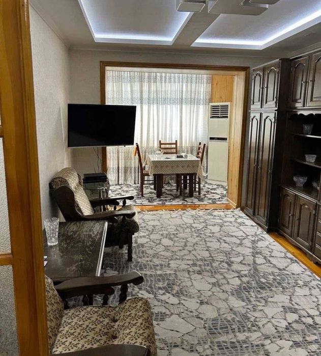 Bezmakler kvartira Yunusobod metrosi yonida