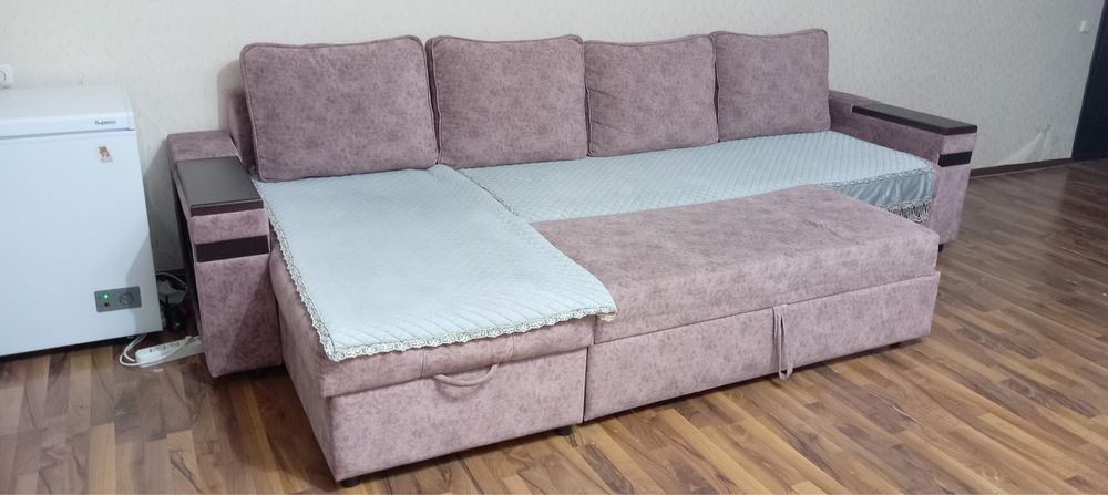 Диван в хорошем состоянии