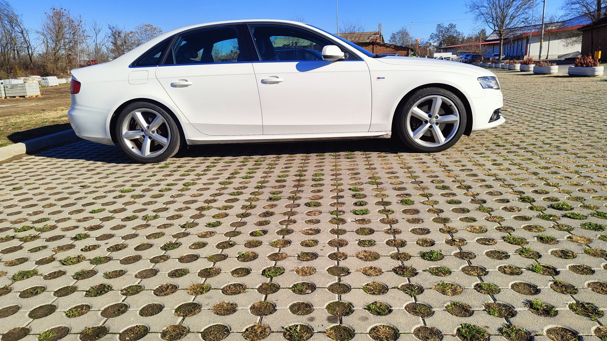 Audi A4 2.0TDI S-line