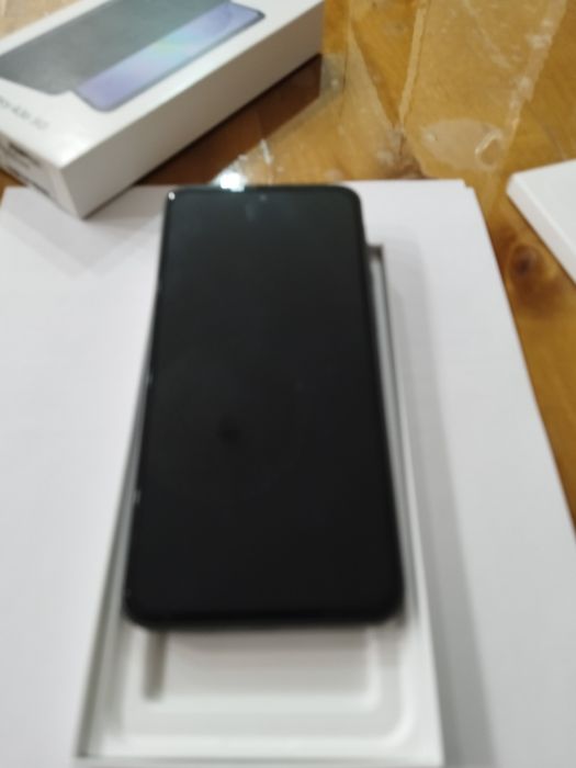 Смартфон Самсунг А36 новый