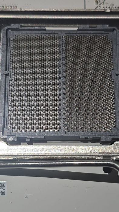 Placă de bază MSI B850