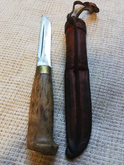 Финландски/Български ловен нож