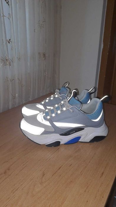 Dior b22 reflective