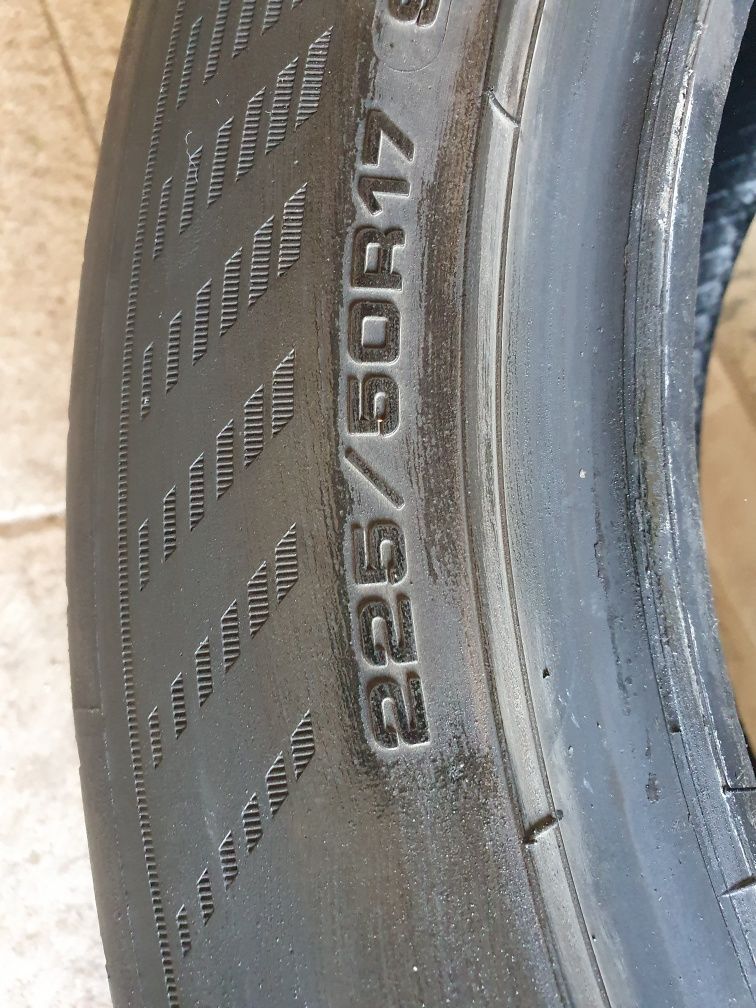 Летни и зимни гуми 225 / 50 R17