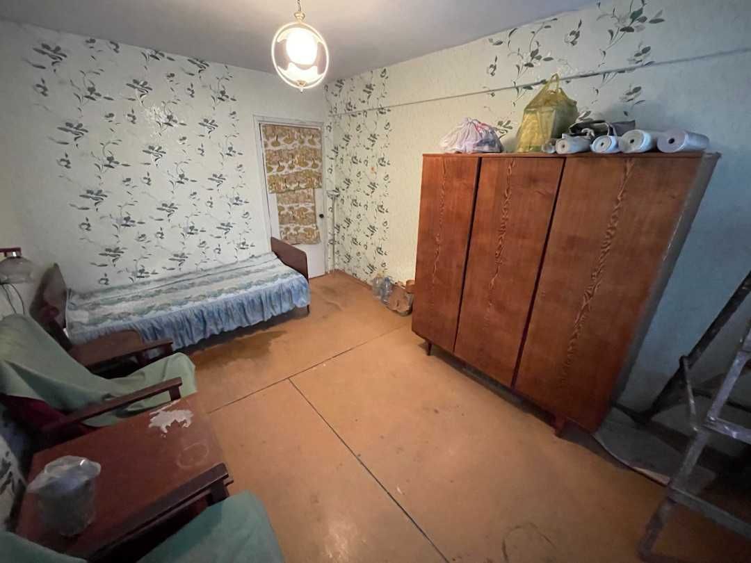 3-комнатная квартира, 65 м², 1/5 этаж, Бажова 347