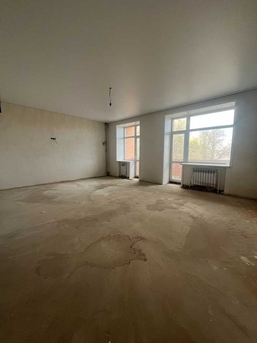 Продаётся 3-х комнатная квартира в самом центре города