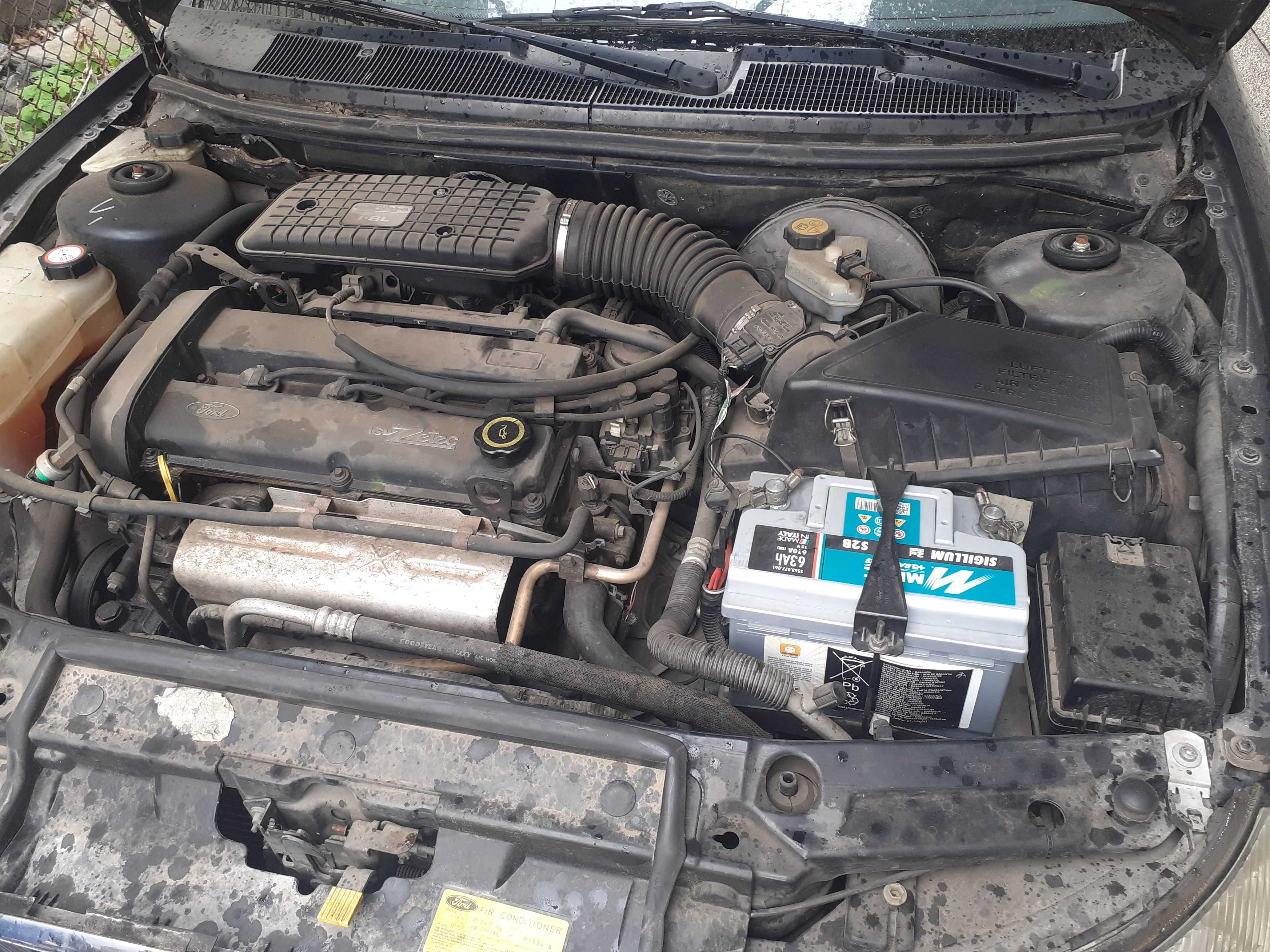 Продавам Ford Mondeo 1.8