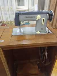 Продается швейная машинка Чайка 2 в отличном состоянии