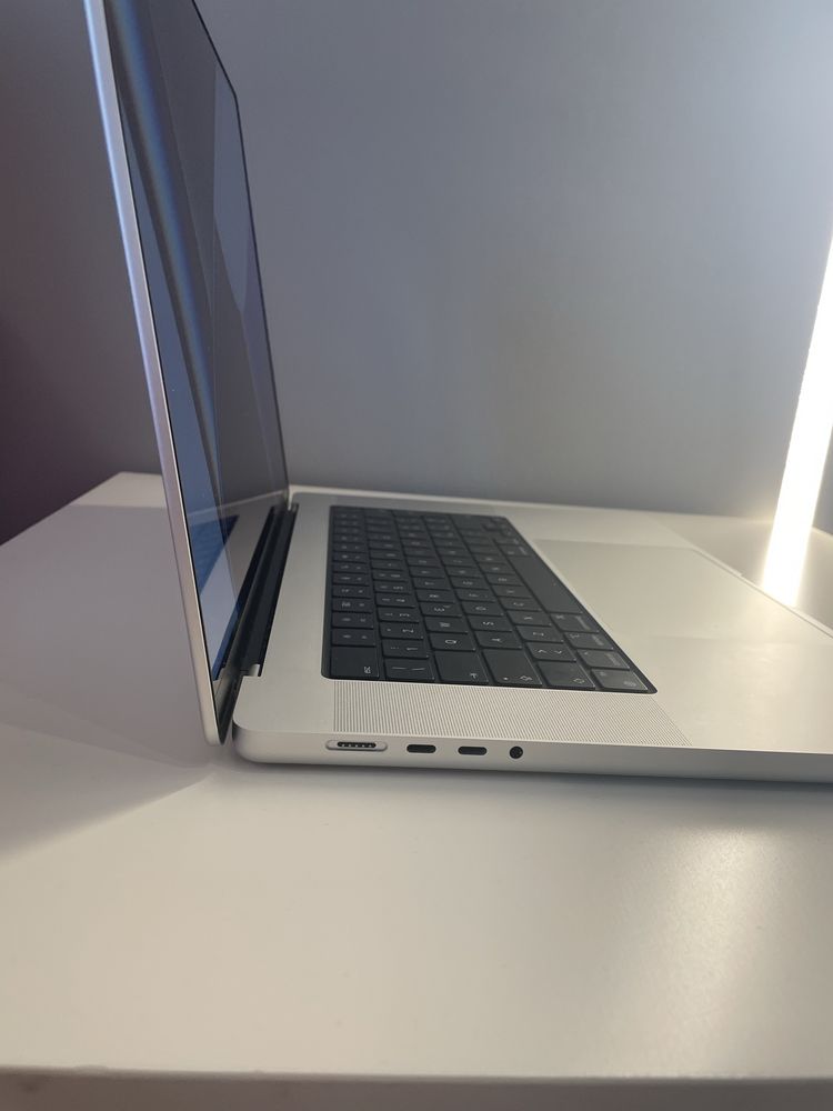 Apple Macbook Pro 16” M1 Pro 16GB / 512GB