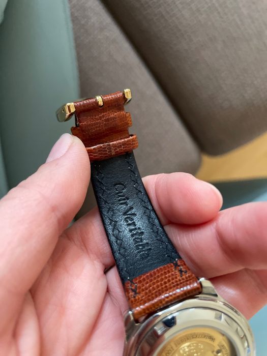 Ceas elvetian automatic