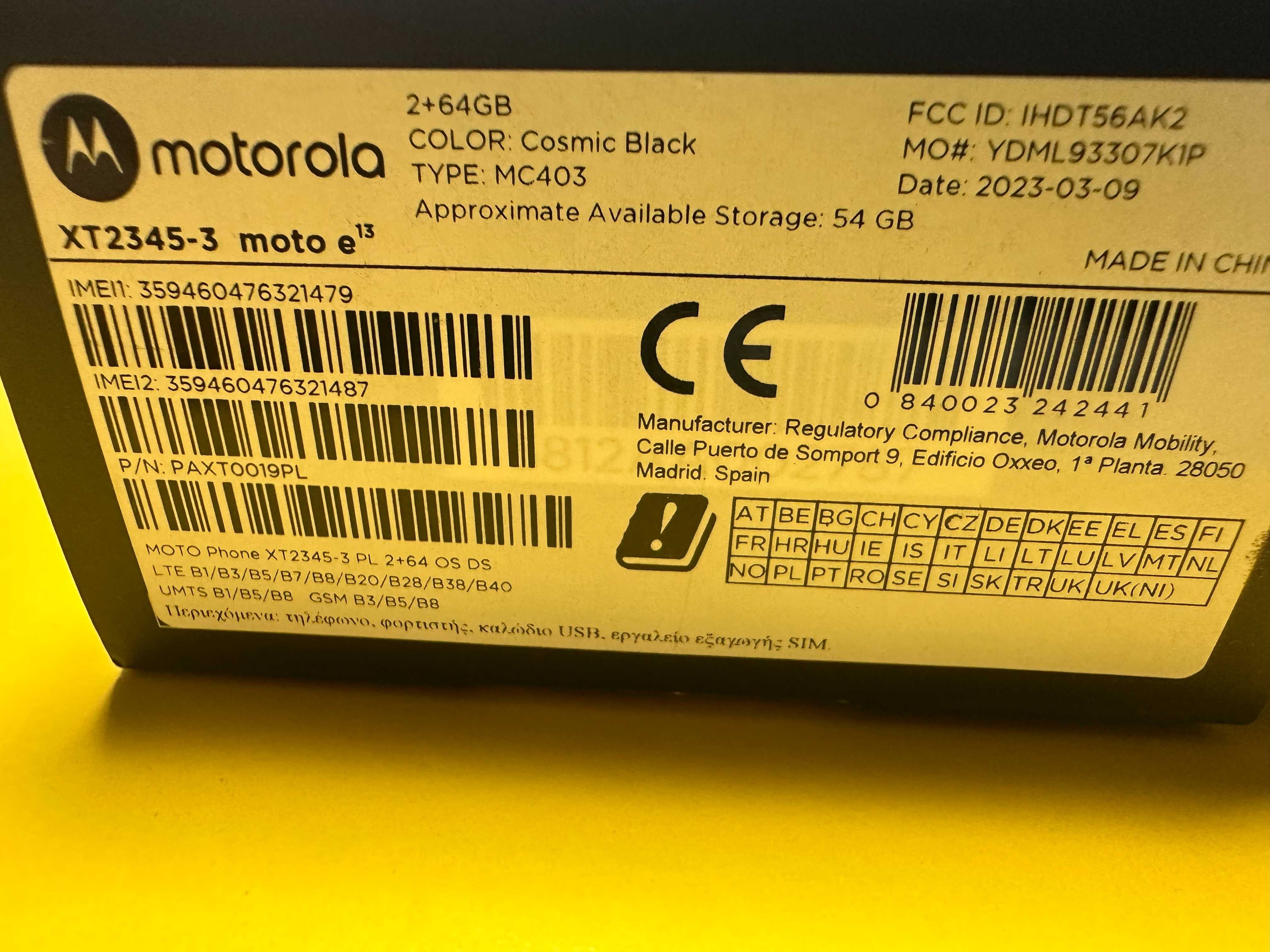 Смартфон Motorola Moto e13, 64GB, 2GB RAM, 4G, Cosmic Black