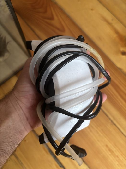 Аквариум 60 л със всичко налично