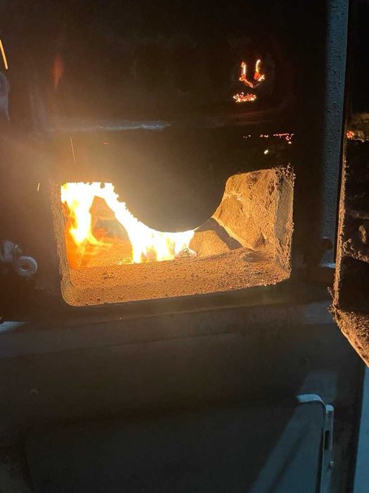 Пелетна горелка и котел