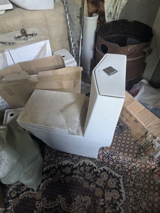 Продам новый унитаз турецкий