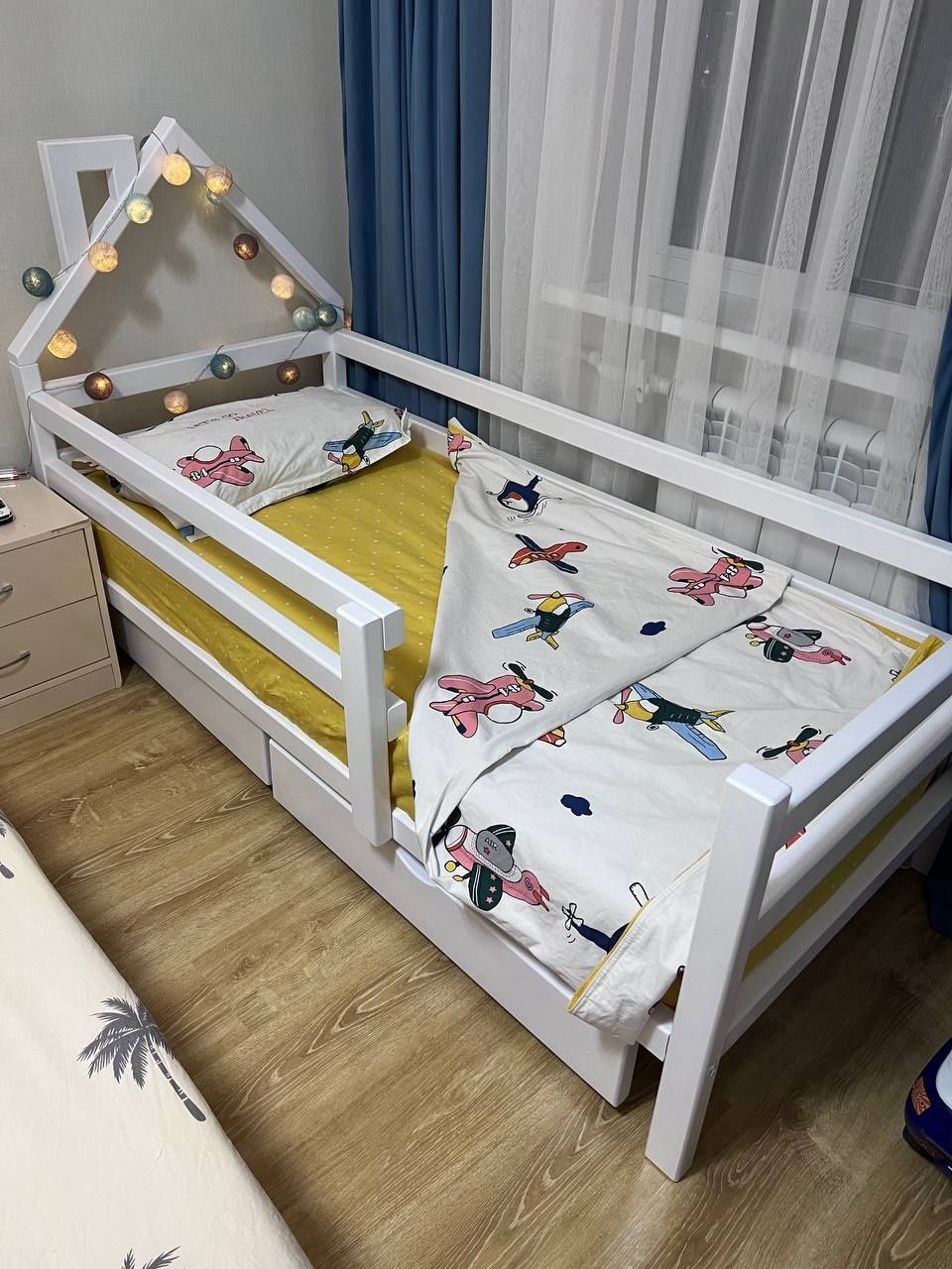 Детская домик кровать