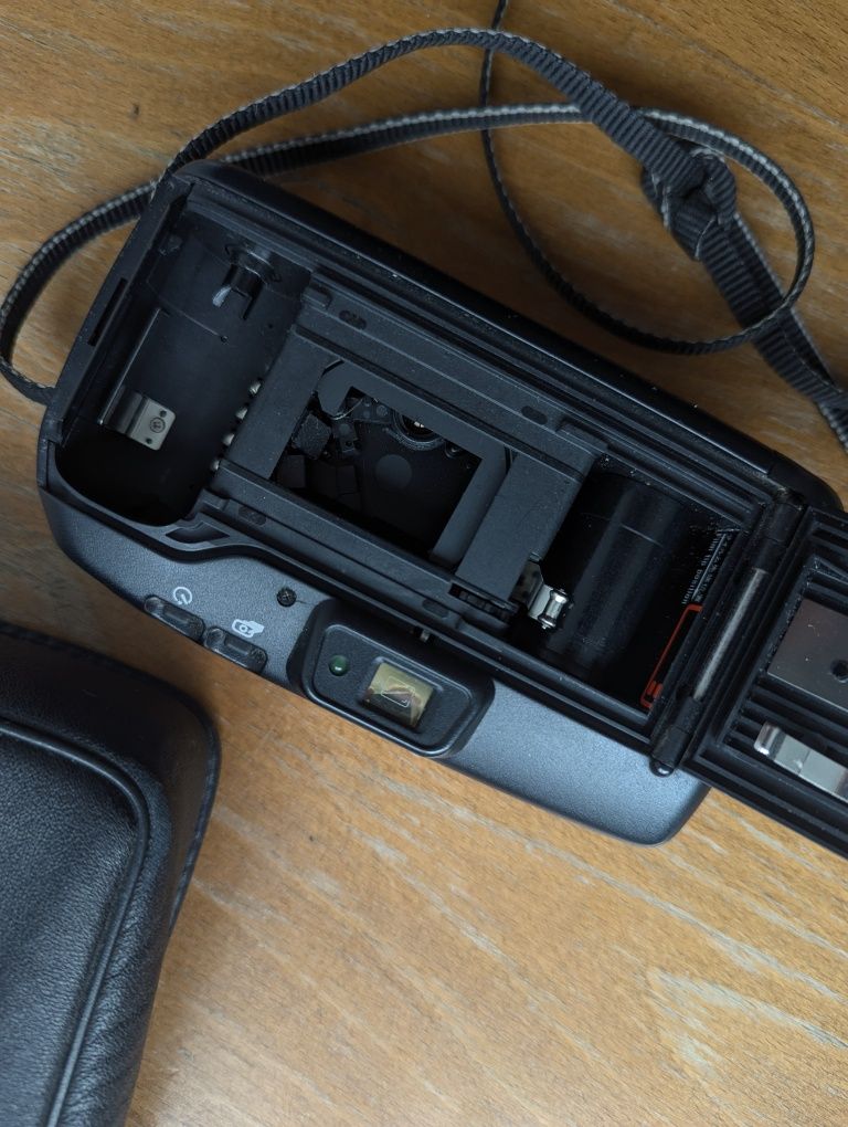Canon prima twin point & shoot