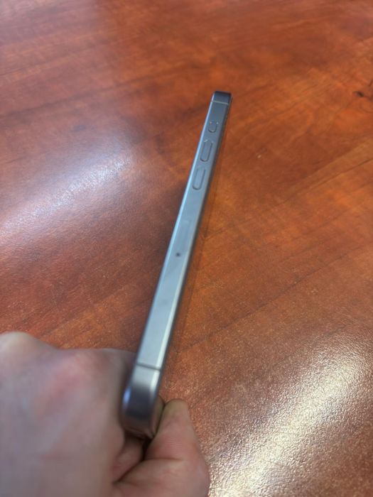 Iphone 15 pro 128 gb Natural Titanium