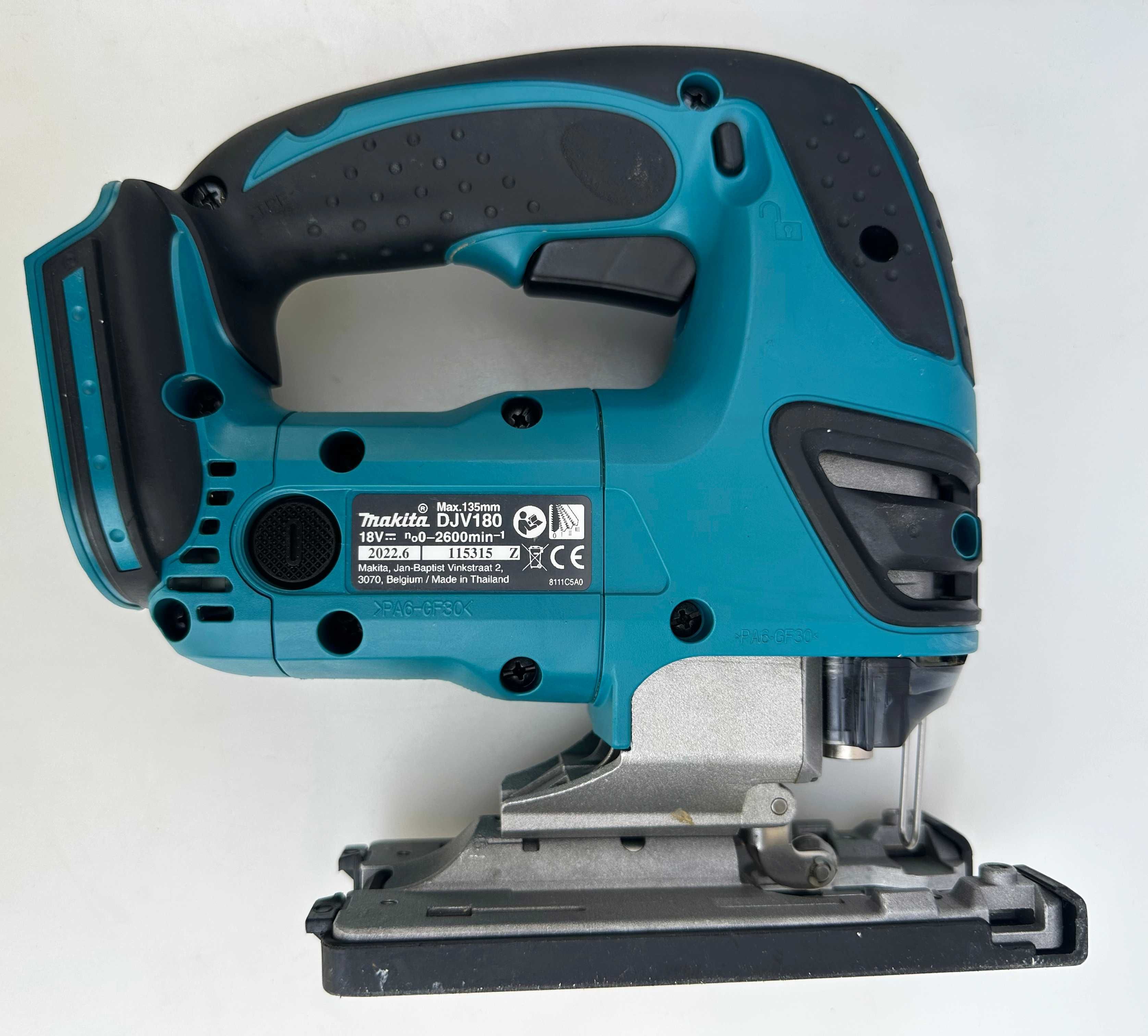 Makita DJV180 - Акумулаторен прободен трион 18V като нов!