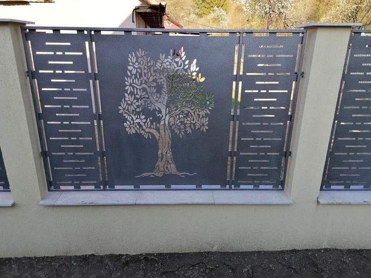 Porți din tablă decupata