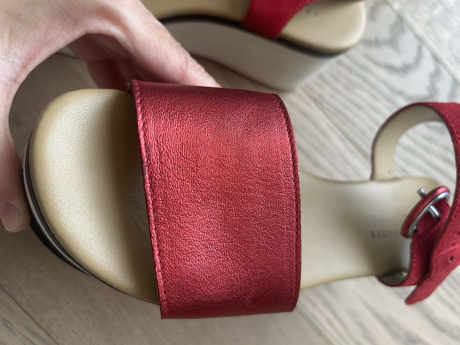 Sandale Eureka piele rosie, marimea 35, ca noi