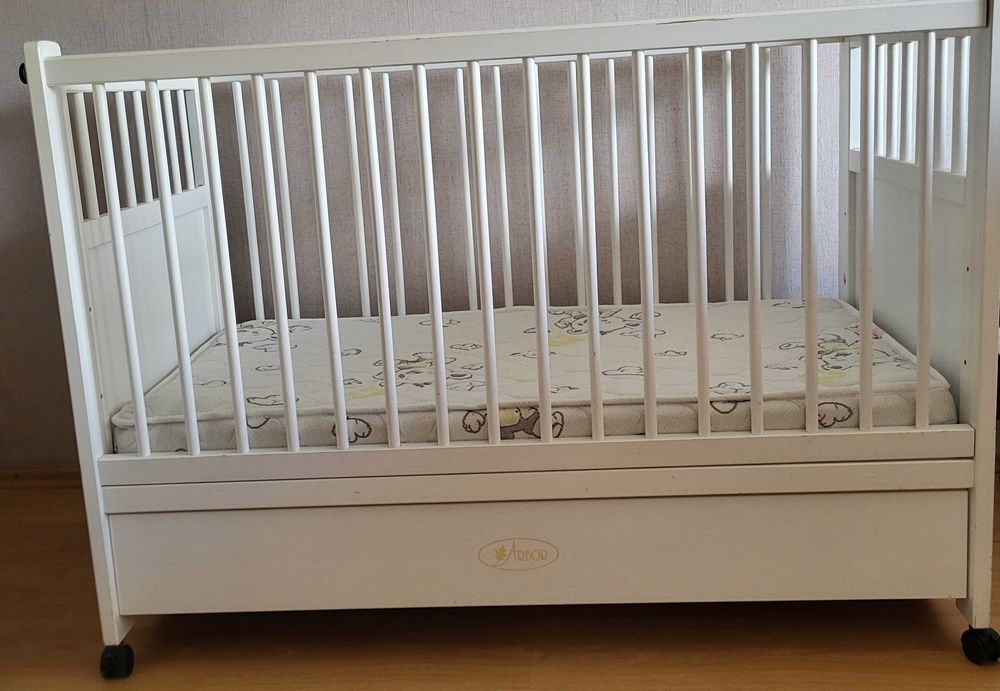 Бебешко /детско  легло  -120/60