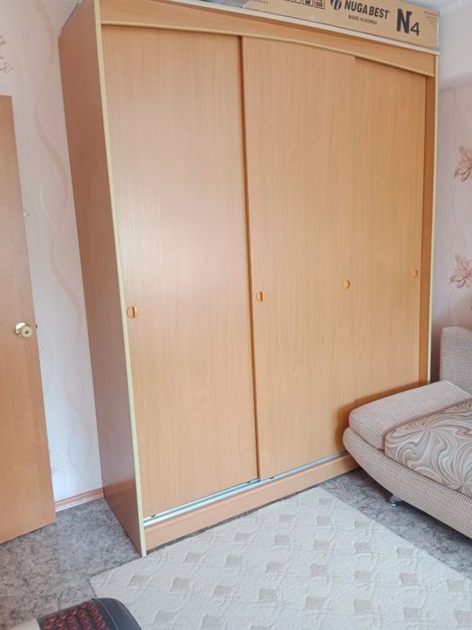 Продам шкаф купе