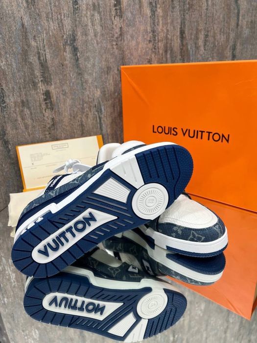 Adidasi Louis vuitton trainers