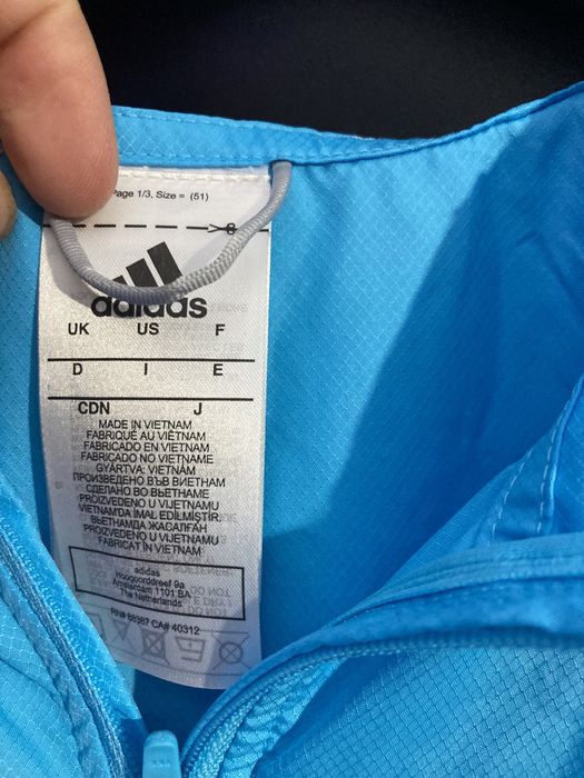 Bluza impermeabila Adidas