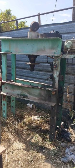 Пресс гидравлический 40тн   Модель ОКС 1671М.