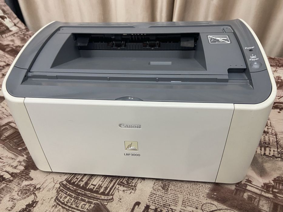 Принтер Canon 3000 в отличном состояний
