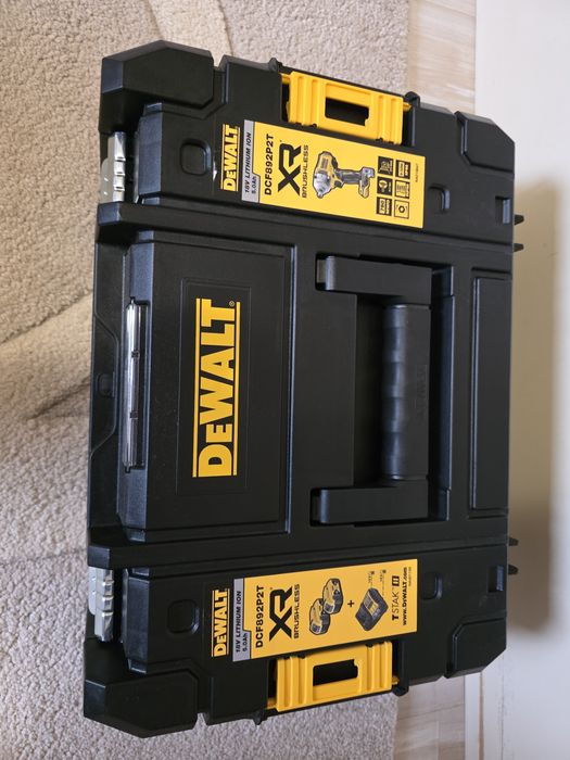 Ударен гайковерт Dewalt -DCF892P2T