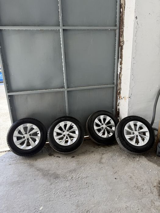 Балон R15 195/65/15