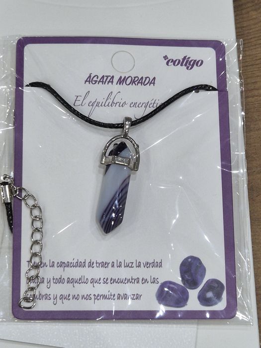 Колие с лилав кристал