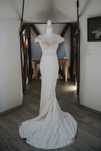 Vând rochie de mireasa tip sirenă Milla Nova+trena detașabilă