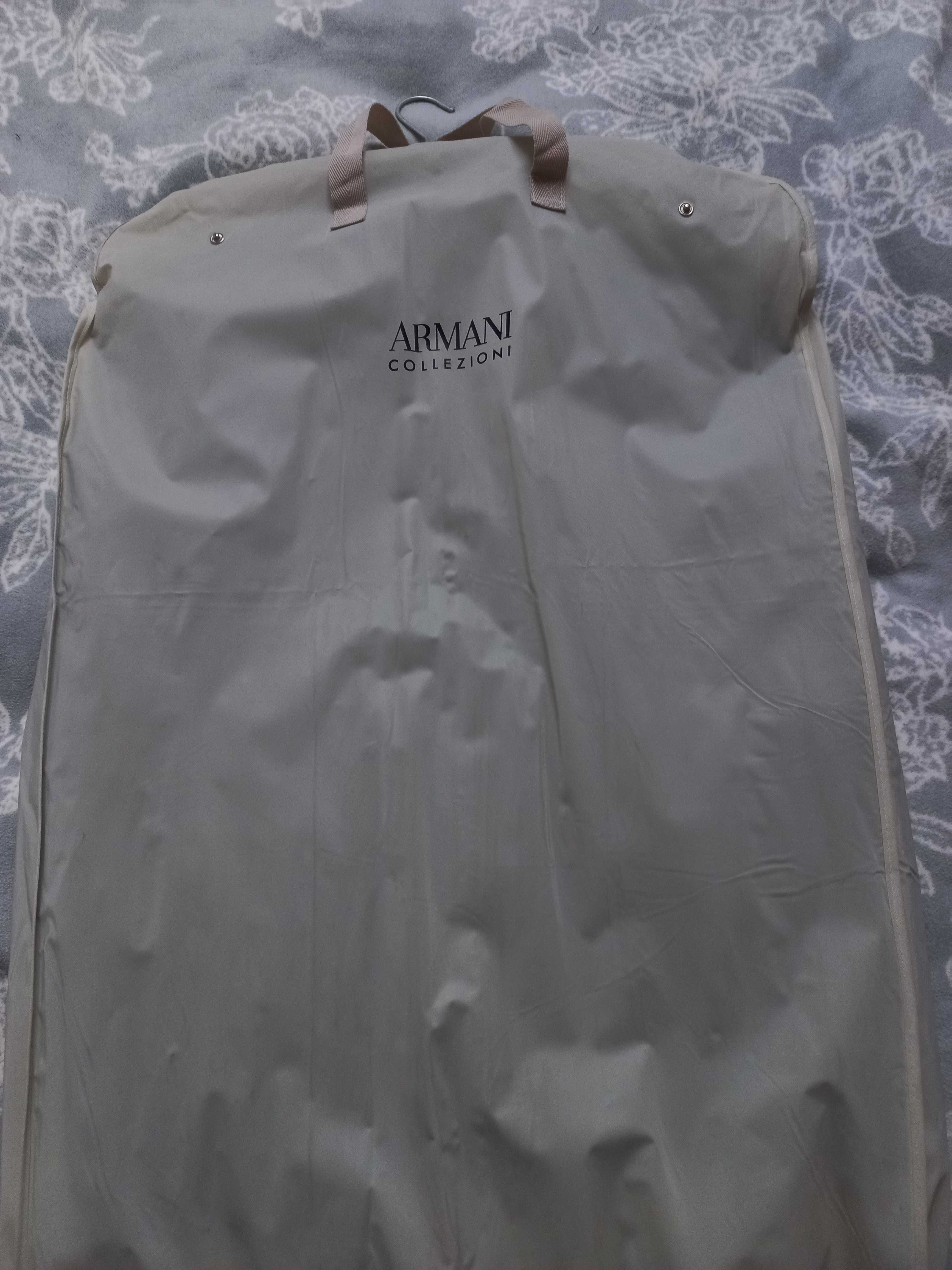 Costum barbati ARMANI marime XL