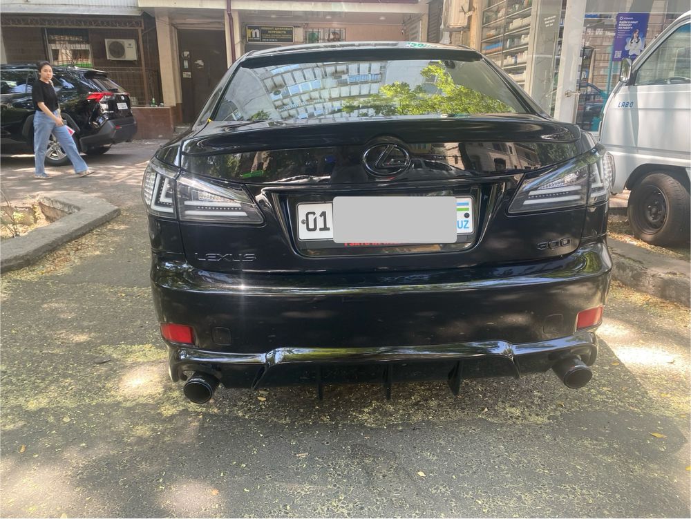 Lexus is 300 full