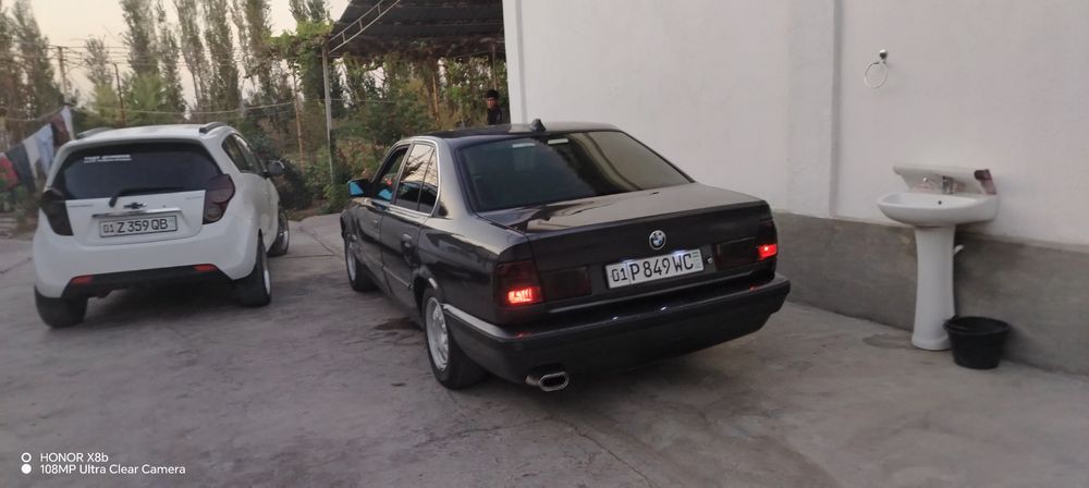 BMW. E34 siro'chniy