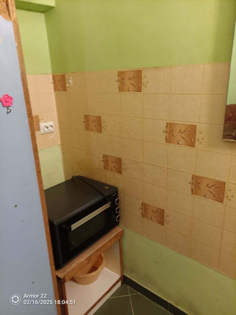 Дава се под наем Офис в Варна, Колхозен пазар - 30 кв.м за 163.2 € - Снимка #4