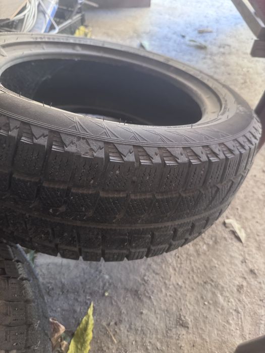 Зимний покрышка