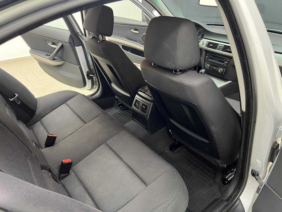 BMW Seria 3 ( 318d )