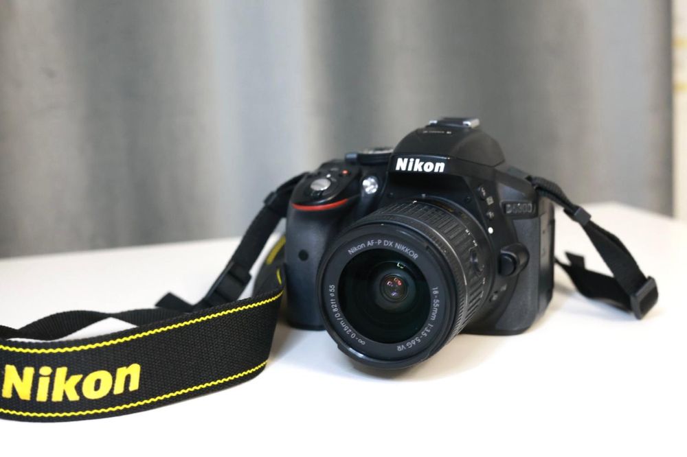 Aparat foto Nikon D5300