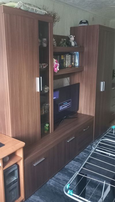 Продам стенку в отличном состоянии.