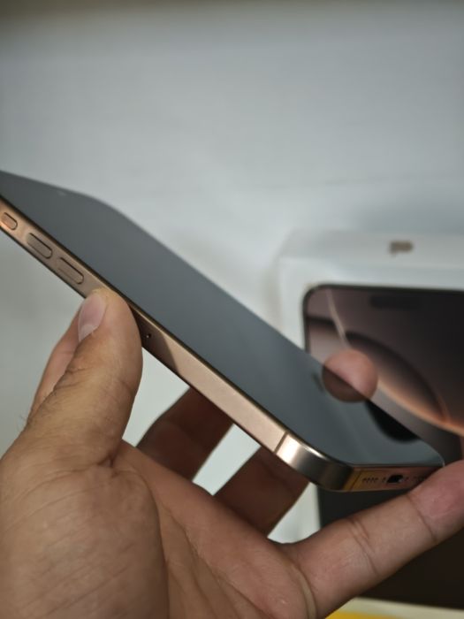 16 Pro Max Desert Titanium