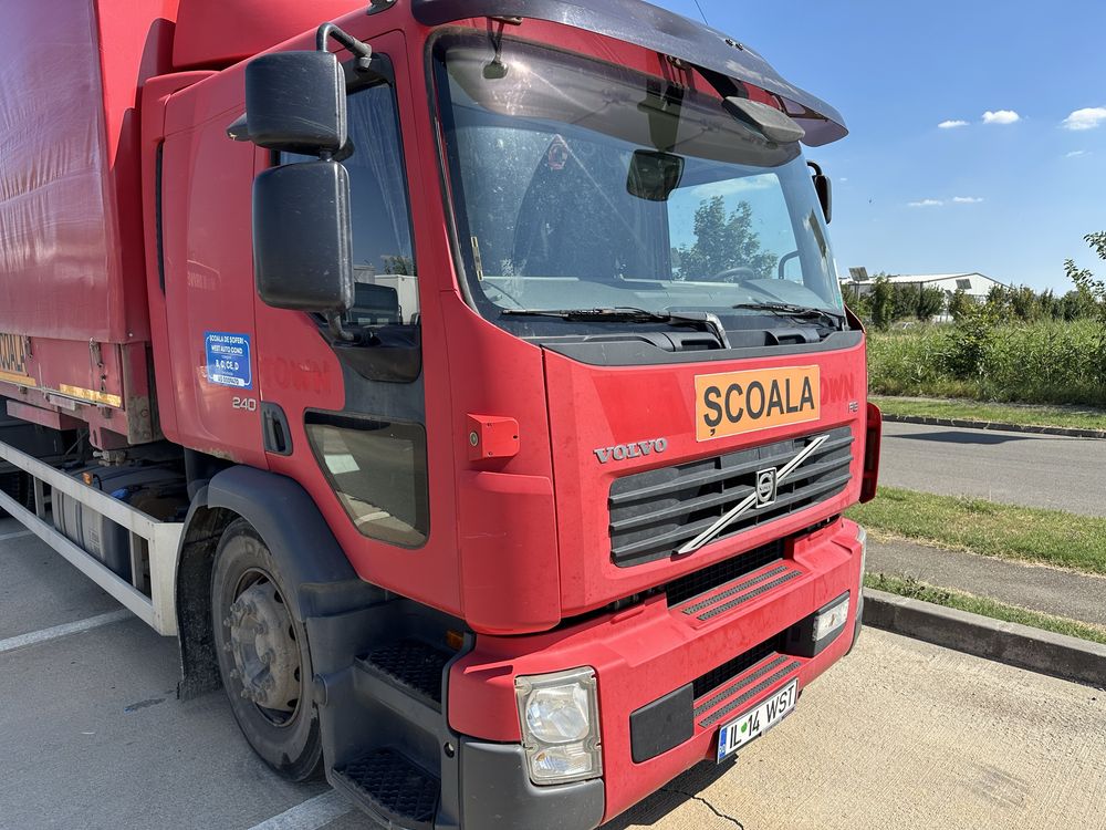 Camion școală Volvo FE 240 BDF